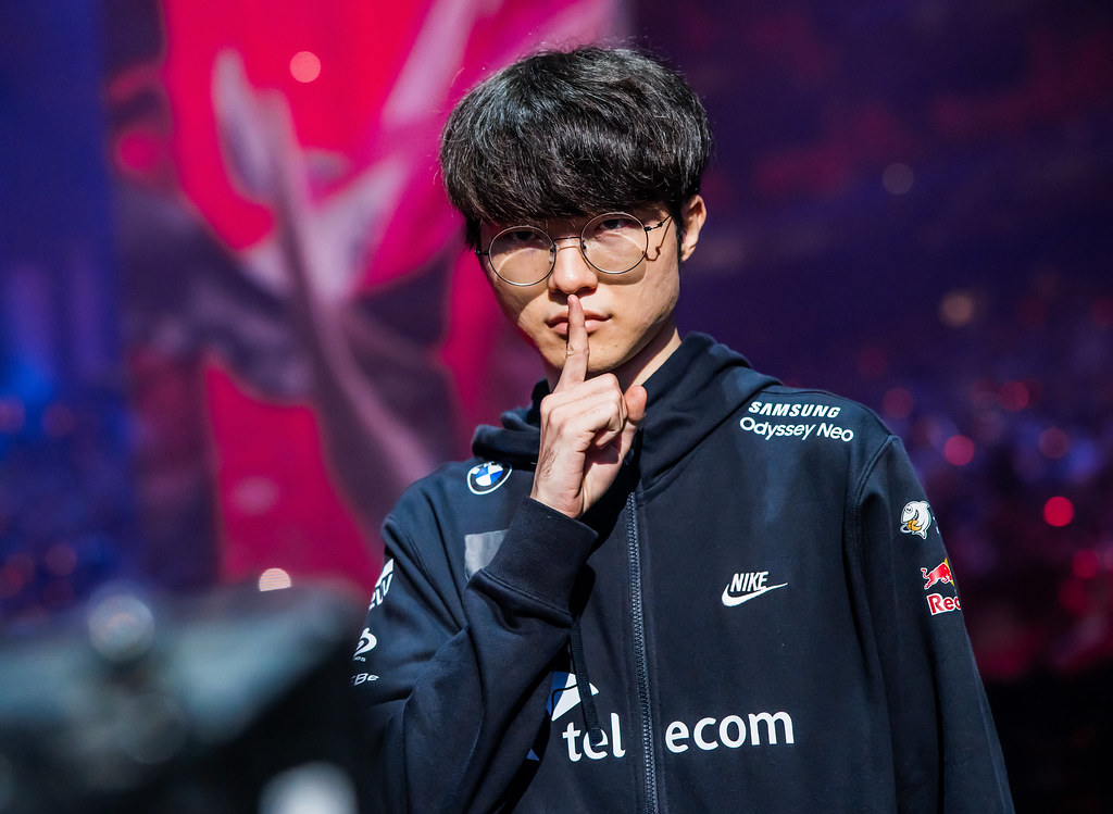 S. Korean pro gamer Faker enters Hangzhou